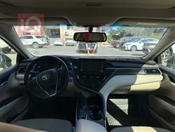 تۆیۆتا کامری